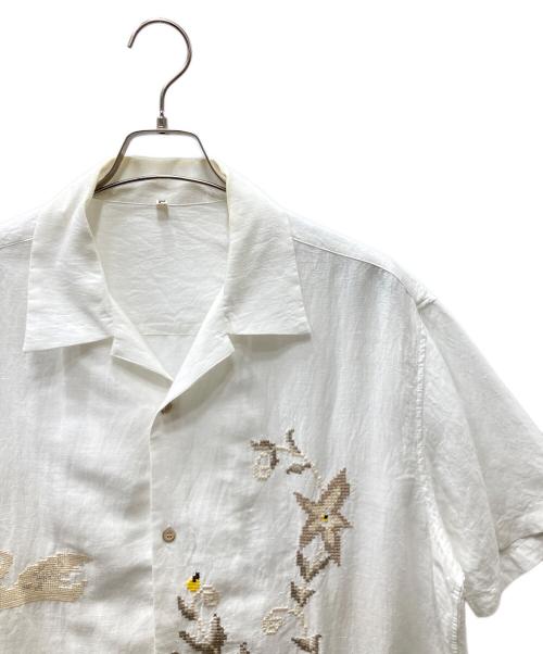 KHOKI（コッキ）KHOKI (コッキ) Cross-stitch shirt 刺繍リネンシャツ ホワイト サイズ:SIZE 3の古着・服飾アイテム