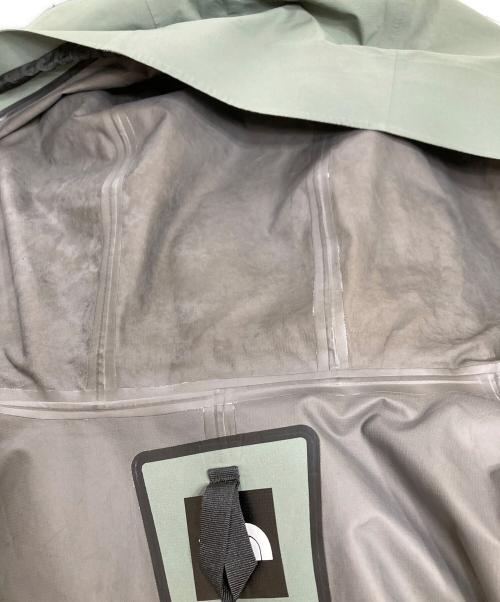 THE NORTH FACE（ザ ノース フェイス）THE NORTH FACE (ザ ノース フェイス) ジャニーズバックライトコート ゴアテックス オリーブ サイズ:XLの古着・服飾アイテム