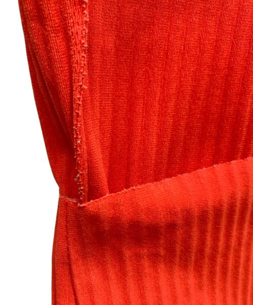 ISSEY MIYAKE me（イッセイ ミヤケ ミー）ISSEY MIYAKE me (イッセイ ミヤケ ミー) プリーツ イージーパンツ レッド サイズ:Lの古着・服飾アイテム