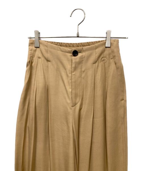 CABAN（キャバン）CABaN (キャバン) レーヨンシルクツイル 2タックパンツ ベージュ サイズ:XSの古着・服飾アイテム