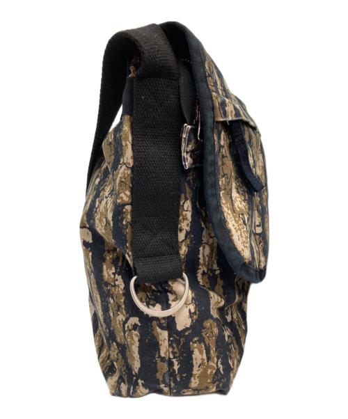 BoTT（ボット）BoTT (ボット) Washed Shoulder Bag ウォッシュドショルダーバッグ カーキの古着・服飾アイテム