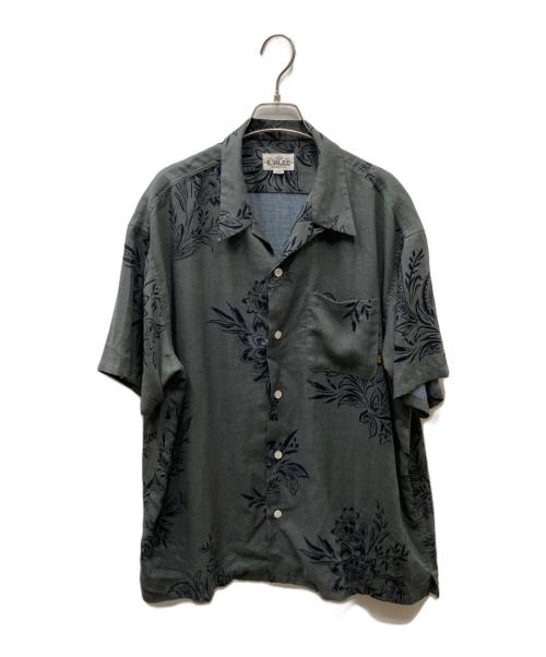 CALEE（キャリー）CALEE (キャリー) レーヨンポリ フラワーパターン オープンカラーシャツ グレー×ブラック サイズ:Lの古着・服飾アイテム