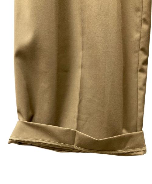 TODAYFUL（トゥデイフル）TODAYFUL (トゥデイフル) Lightweight Tuck Trousers スラックス ブラウン サイズ:SIZE38の古着・服飾アイテム