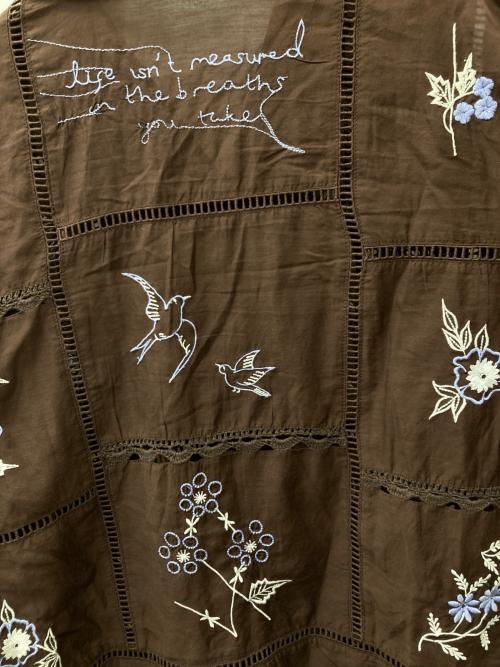 TODAYFUL（トゥデイフル）TODAYFUL (トゥデイフル) Embroidery Patchwork Shirts エンブロイダリーパッチワークシャツ ブラウン サイズ:Fの古着・服飾アイテム