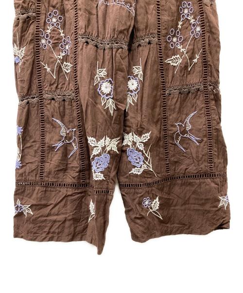 TODAYFUL（トゥデイフル）TODAYFUL (トゥデイフル) Embroidery Patchwork Trousers エンブロイダリーパッチワークトラウザ― ブラウン サイズ:38の古着・服飾アイテム