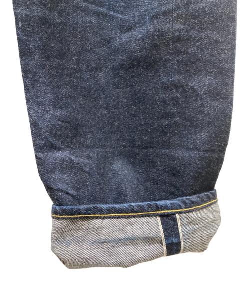 YAECA（ヤエカ）YAECA (ヤエカ) TAPERED DENIM デニムパンツ インディゴ サイズ:SIZE 32の古着・服飾アイテム