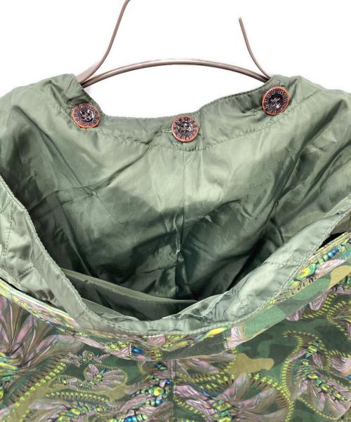 pretty green（プリティーグリーン）pretty green (プリティーグリーン) KATIE EARY (ケイティアーリー) cassidy parka jacket in green 総柄ジャケット グリーン サイズ:3の古着・服飾アイテム