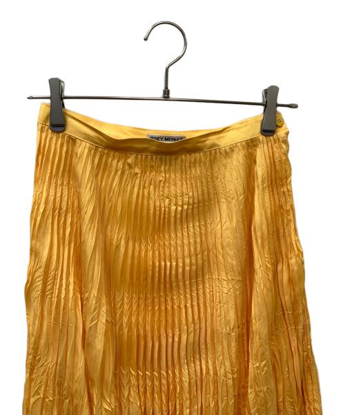 ISSEY MIYAKE（イッセイミヤケ）ISSEY MIYAKE (イッセイミヤケ) プリーツスカート イエロー サイズ:Ⅿの古着・服飾アイテム