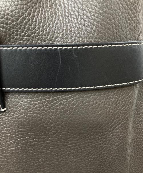 LOEWE（ロエベ）LOEWE (ロエベ) バーティカル ベルト レザー トートバッグ グレー×ブラックの古着・服飾アイテム