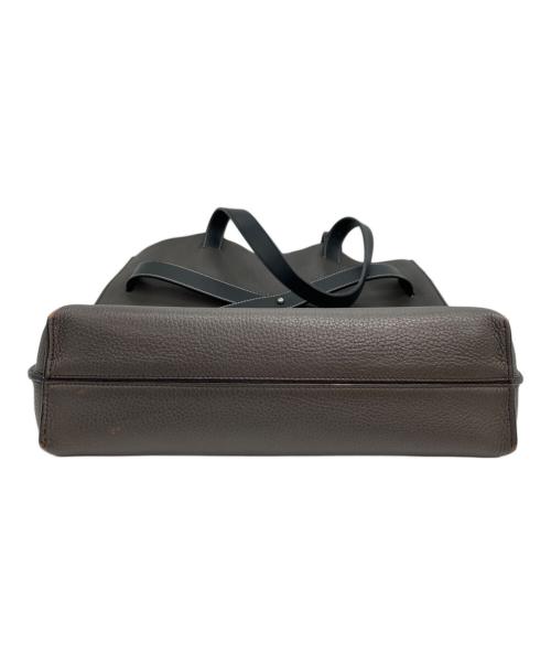 LOEWE（ロエベ）LOEWE (ロエベ) バーティカル ベルト レザー トートバッグ グレー×ブラックの古着・服飾アイテム
