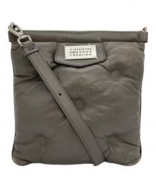 Maison Margiela 11（メゾンマルジェラ 11）の古着「グラム スラム フラットポケット レザー ショルダーバッグ」｜グレー