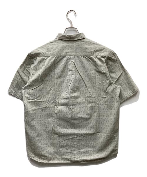 stussy（ステューシー）stussy (ステューシー) シャドーロゴ 半袖シャツ グレー サイズ:SIZE Lの古着・服飾アイテム