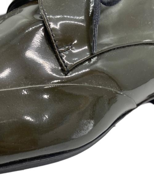 BOTTEGA VENETA（ボッテガベネタ）BOTTEGA VENETA (ボッテガベネタ) パテントレザーレースアップシューズ カーキ サイズ:42の古着・服飾アイテム