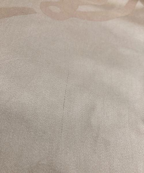 LOEWE（ロエベ）LOEWE (ロエベ) シルクストール ベージュ サイズ:表記無しの古着・服飾アイテム