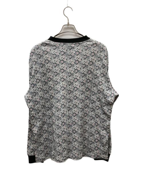 NOMARHYTHM TEXTILE（ノーマリズムテキスタイル）NOMARHYTHM TEXTILE (ノーマリズムテキスタイル) SMALL FLOWER WAFFLE T-SHIRTS フラワープリントワッフルカットソー グレー×レッド サイズ:Lの古着・服飾アイテム