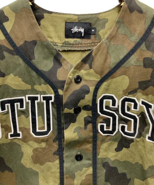 stussy（ステューシー）stussy (ステューシー) カモフラ ベースボールシャツ グリーン×ブラウン サイズ:Mの古着・服飾アイテム