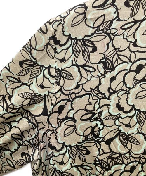BALLSEY（ボールジィ）BALLSEY (ボールジィ) クラウドフラワープリント ティアードワンピース ベージュ×ブラック サイズ:36の古着・服飾アイテム