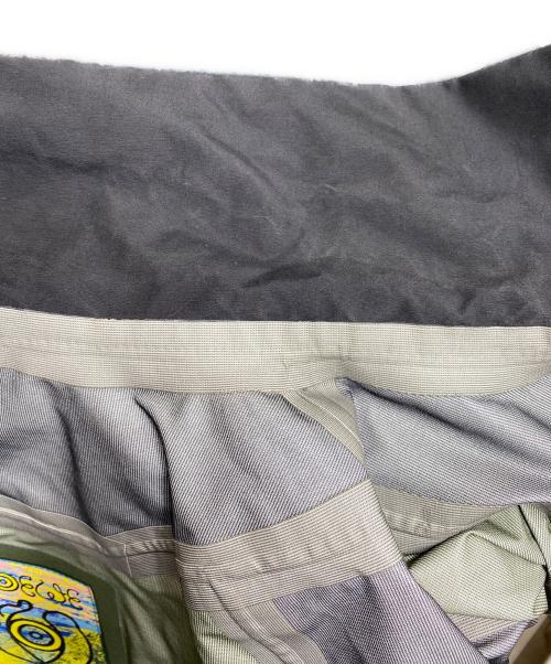 LOEWE（ロエベ）LOEWE (ロエベ) ELN PARKA JACKET マウンテンパーカー ブラック×カーキ サイズ:Mの古着・服飾アイテム