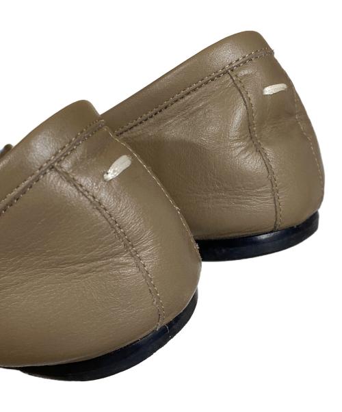 Maison Margiela 22（メゾンマルジェラ）Maison Margiela 22 (メゾンマルジェラ) タビバレエシューズ パンプス グレー サイズ:SIZE 37の古着・服飾アイテム