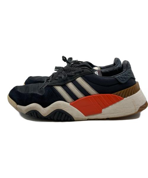 adidas（アディダス）adidas (アディダス) ALEXANDER WANG (アレキサンダー・ワン) ターンアウト トレーナー AQ1237 ブラック×オレンジ サイズ:27.5cmの古着・服飾アイテム