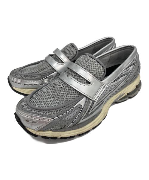 NEW BALANCE（ニューバランス）NEW BALANCE (ニューバランス) ローファー シルバー サイズ:UK8.5の古着・服飾アイテム