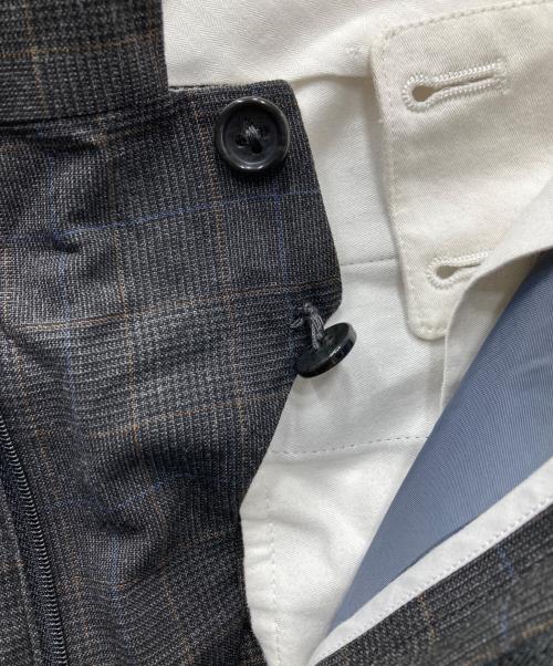 MAATEE&SONS（マーティーアンドサンズ）MAATEE&SONS (マーティーアンドサンズ) 2タックチェックトラウザーパンツ グレー サイズ:3の古着・服飾アイテム
