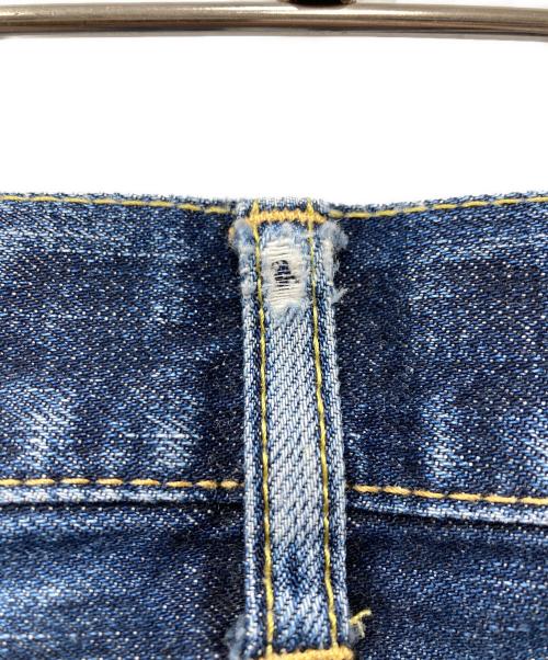 JUNYA WATANABE CdG MAN（ジュンヤ ワタナベ コム デ ギャルソン マン）JUNYA WATANABE CdG MAN eYe COMME des GARCONS JUNYAWATANABE MAN LEVI'S (リーバイス) デニムパンツ ブルー サイズ:Sの古着・服飾アイテム
