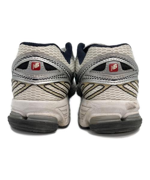 NEW BALANCE（ニューバランス）NEW BALANCE (ニューバランス) ローカットスニーカー グレー サイズ:28の古着・服飾アイテム