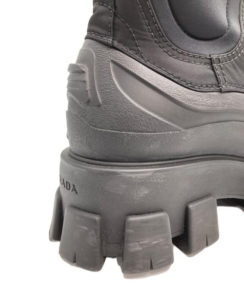 PRADA（プラダ）PRADA (プラダ) 22AW Re-Nylon モノリス リナイロン ギャバジン サイドゴアブーツ ブラック サイズ:7.5の古着・服飾アイテム