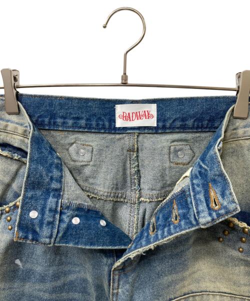 BADWAY（バッドウェイ）BADWAY (バッドウェイ) Grunge BORO studs denim グランジボロスタッズデニムパンツ ブルー サイズ:Mの古着・服飾アイテム