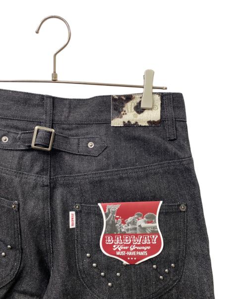 BADWAY（バッドウェイ）BADWAY (バッドウェイ) Herringbone studs denim pants ヘリンボーンスタッズデニムパンツ ブラック サイズ:Mの古着・服飾アイテム
