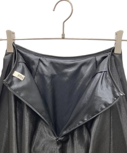 TOE（トゥー）TOE (トゥー) ウオッシャブル ボリューム マキシスカート ブラック サイズ:Sの古着・服飾アイテム