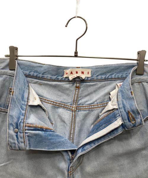 MARNI（マルニ）MARNI (マルニ) フラワーパッチ デニムパンツ ブルー サイズ:30の古着・服飾アイテム