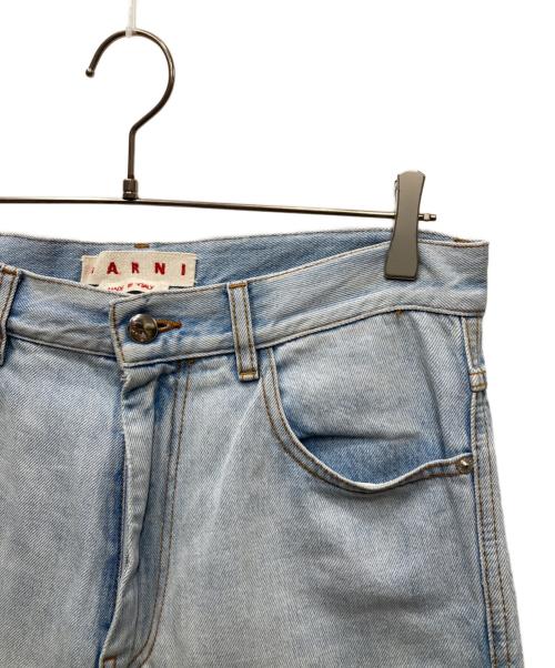 MARNI（マルニ）MARNI (マルニ) フラワーパッチ デニムパンツ ブルー サイズ:30の古着・服飾アイテム