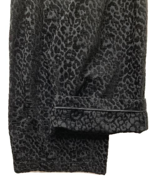ALORS（アロー）aLORS (アロー) PANTALON AMARI レオパードジャガードパンツ ブラック サイズ:Sの古着・服飾アイテム