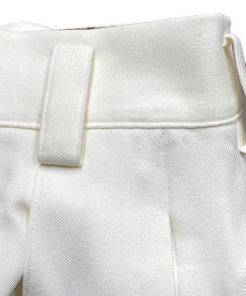 cygne（シーニュ）cygne (シーニュ) ハイウエストタックワイドパンツ ホワイト サイズ:SIZE 0Tの古着・服飾アイテム