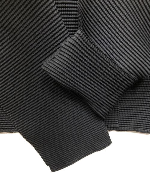 ISSEY MIYAKE me（イッセイ ミヤケ ミー）ISSEY MIYAKE me (イッセイ ミヤケ ミー) プリーツカーディガン ブラック サイズ:Freeの古着・服飾アイテム
