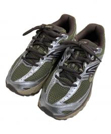 NIKE（ナイキ）の古着「Women's Air Max Moto 2K "Medium Olive/Metallic Silver" ローカットスニーカー」｜カーキ