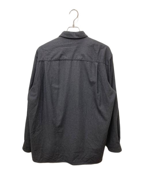 AURALEE（オーラリー）AURALEE (オーラリー) WOOL FULLING FLANNEL CLOTH SHIRTS 比翼シャツ グレー サイズ:SIZE Freeの古着・服飾アイテム