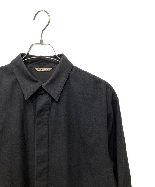 AURALEE（オーラリー）AURALEE (オーラリー) WOOL FULLING FLANNEL CLOTH SHIRTS 比翼シャツ グレー サイズ:SIZE Freeの古着・服飾アイテム