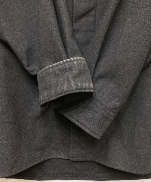 AURALEE（オーラリー）AURALEE (オーラリー) WOOL FULLING FLANNEL CLOTH SHIRTS 比翼シャツ グレー サイズ:SIZE Freeの古着・服飾アイテム