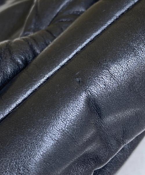 discord（Discord）discord (Discord) FLUFFY レザーショルダーバッグ ブラックの古着・服飾アイテム