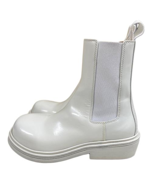BOTTEGA VENETA（ボッテガベネタ）BOTTEGA VENETA (ボッテガベネタ) FIREMAN サイドゴアブーツ ホワイト サイズ:SIZE 38の古着・服飾アイテム