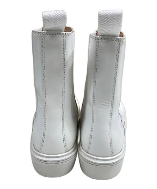 BOTTEGA VENETA（ボッテガベネタ）BOTTEGA VENETA (ボッテガベネタ) FIREMAN サイドゴアブーツ ホワイト サイズ:SIZE 38の古着・服飾アイテム