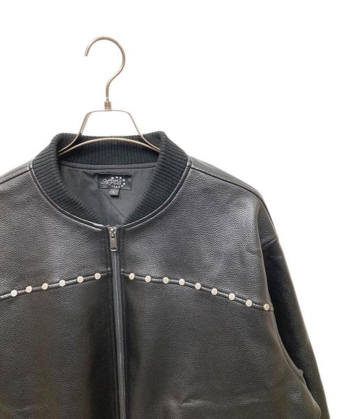 AFB（エーエフビー）AFB (エーエフビー) STUDDED BOMBER JACKET ボンバージャケット ブルゾン ブラック サイズ:SIZE Lの古着・服飾アイテム
