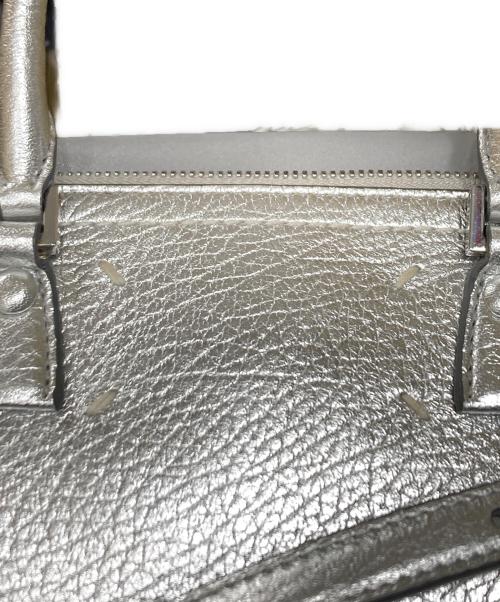 Maison Margiela（メゾンマルジェラ）Maison Margiela (メゾンマルジェラ) 5AC Classique Mini 5AC クラシック ミニショルダーバッグ シルバー サイズ:MINIの古着・服飾アイテム