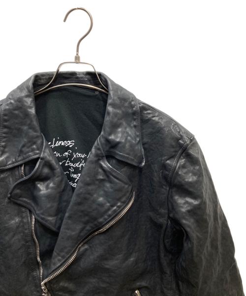 ISAMU KATAYAMA BACKLASH（イサムカタヤマ・バックラッシュ）ISAMU KATAYAMA BACKLASH (イサムカタヤマ・バックラッシュ) イタリアンショルダー製品染めダブルライダース ブラック サイズ:SIZE XXXLの古着・服飾アイテム