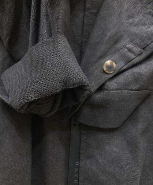 DEVOA（デヴォア）DEVOA (デヴォア) リネンロングコート チャコールグレー サイズ:SIZE 3の古着・服飾アイテム