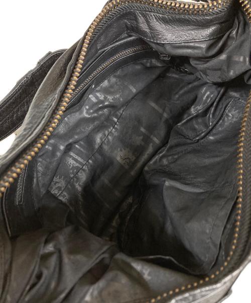 KMRII（ケムリ）KMRII (ケムリ) KB-Shoulder Bubble/Estoc レザーショルダーバッグ ブラックの古着・服飾アイテム
