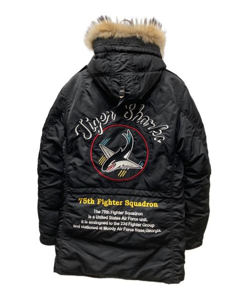 AVIREX（アヴィレックス）AVIREX (アヴィレックス) TIGHER SHARK N-3B コート ブラック サイズ:SIZE XLの古着・服飾アイテム